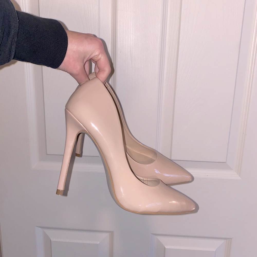 Steve Madden Nude Vala Stilettos